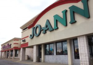 JoAnn Plaza