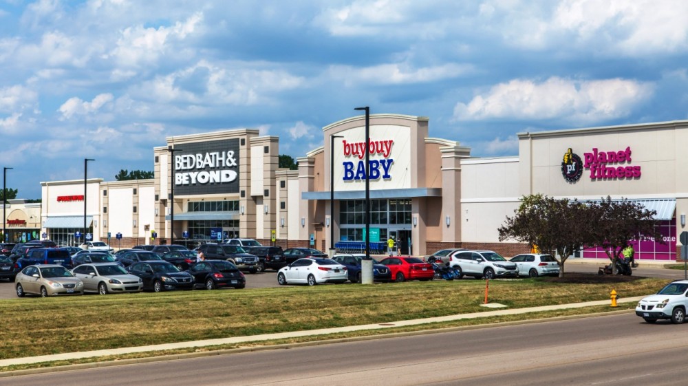 Sugarcreek Plaza Center